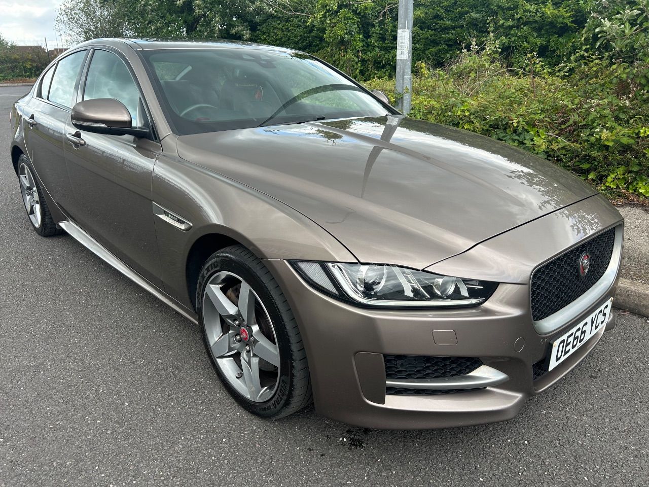 2017 Jaguar XE