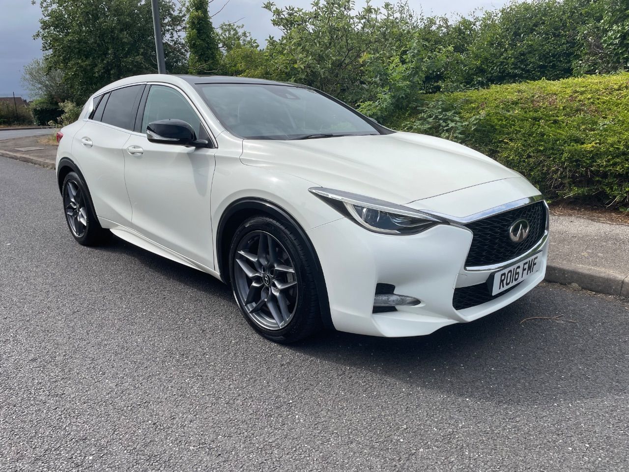 2016 Infiniti Q30