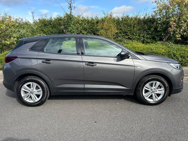 2020 Vauxhall Grandland X 1.2 Turbo SE 5dr