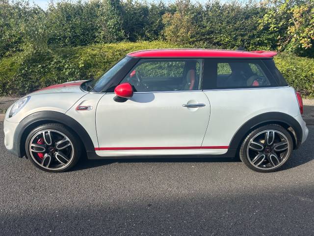 2015 Mini Hatchback 2.0 John Cooper Works 3dr